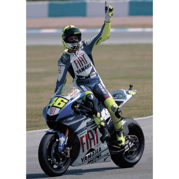Valentino Rossi Yamaha | MotoGP posters | Portugal TotalPoster