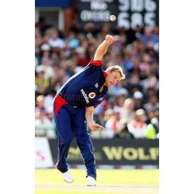 Andrew Flintoff in action during the ODI between England and India | TotalPoster