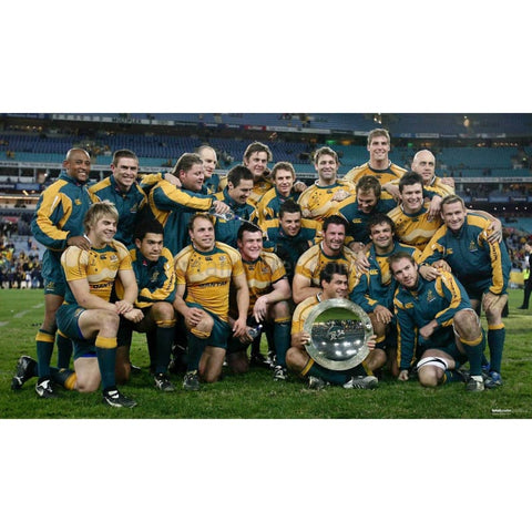 El equipo de Australia celebra el cartel | Rugby de las Tres Naciones | TotalPoster