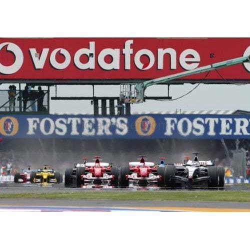 Start of the British Grand Prix at Silverstone | TotalPoster