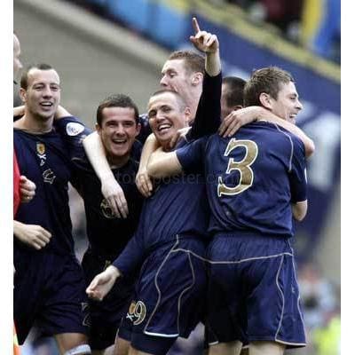 Kenny Miller | Football Poster | TotalPoster