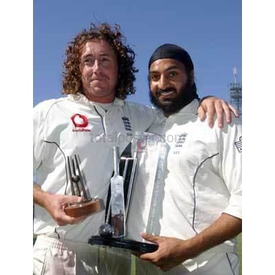 Ryan Sidebottom y Monty Panesar | Carteles de críquet | TotalPoster