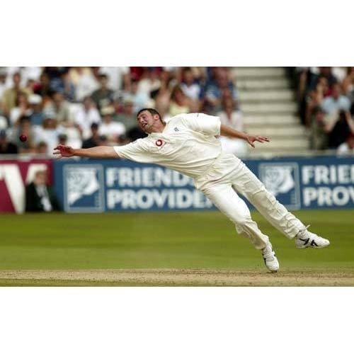 Steve Harmison tries to catch Mark Boucher off his own bowling during the England v South Africa Npower 3rd Test at Trent Bridge | TotalPoster
