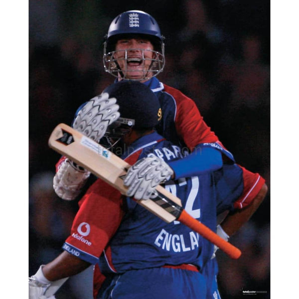 Stuart broad celebrates victory in the ODI between England and India | TotalPoster